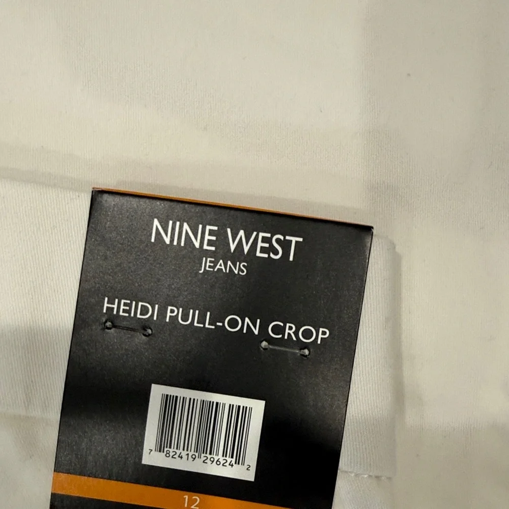 Nine West Heidi Pull-On Cropped Jeans—cream—12 - Picture 10 of 12